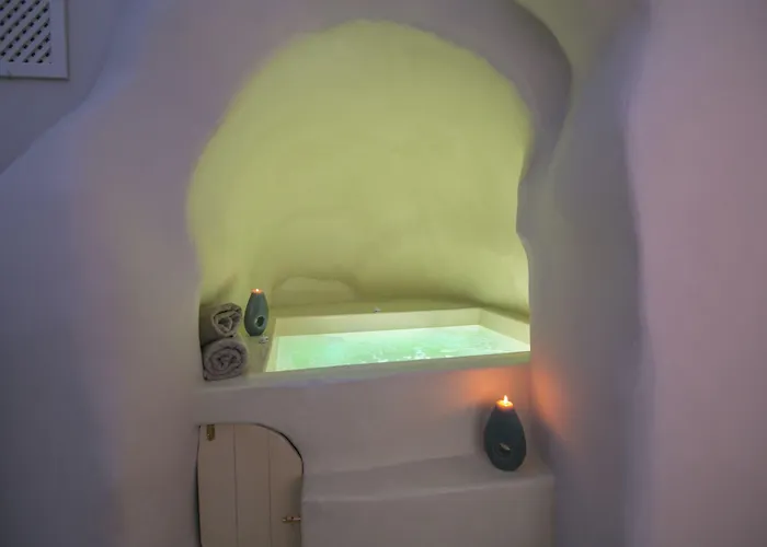 Morfi Cave House Oia