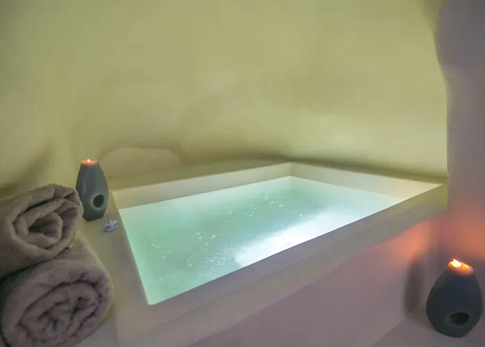 アパート Morfi Cave House イア