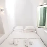 Апартаменты Morfi Cave House *