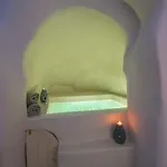 Morfi Cave House *