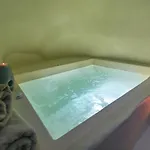 Апартаменты Morfi Cave House