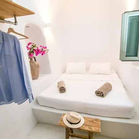 Morfi Cave House Apartamento *