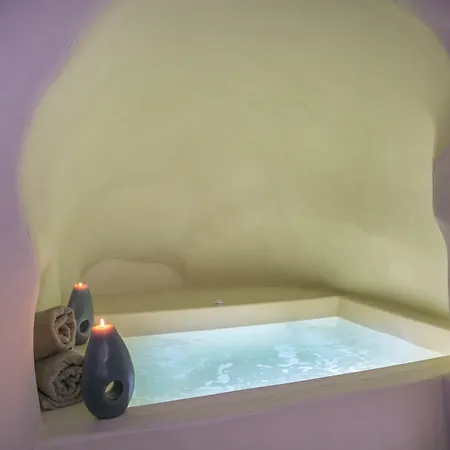 Morfi Cave House Oia